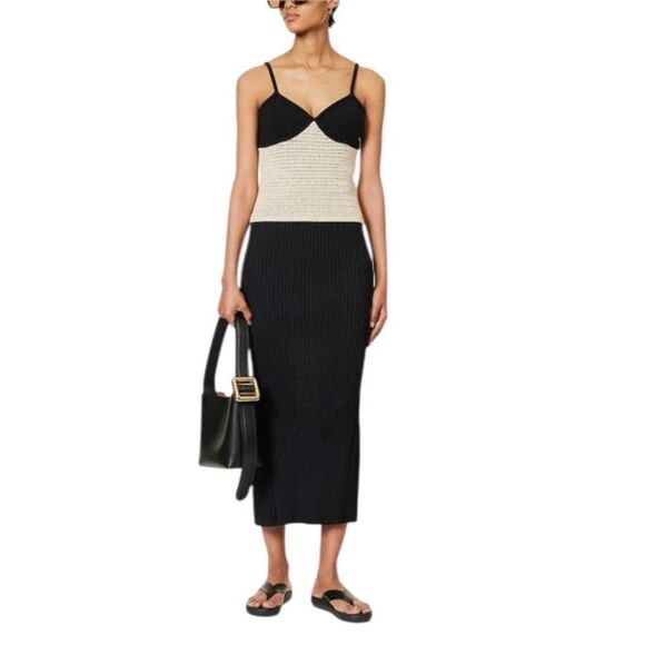 REFORMATION April V-Neck Contrast Organic Cotton Top - Picture 14 of 14